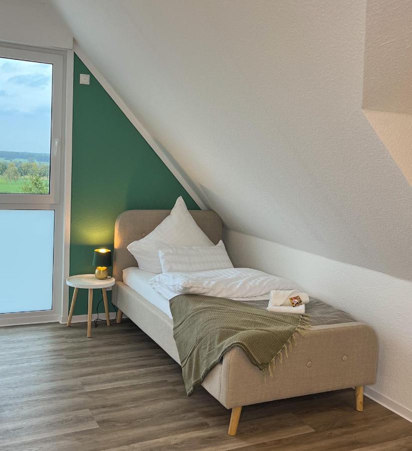 Home Inn Apartments - 202 Минден Екстериор снимка
